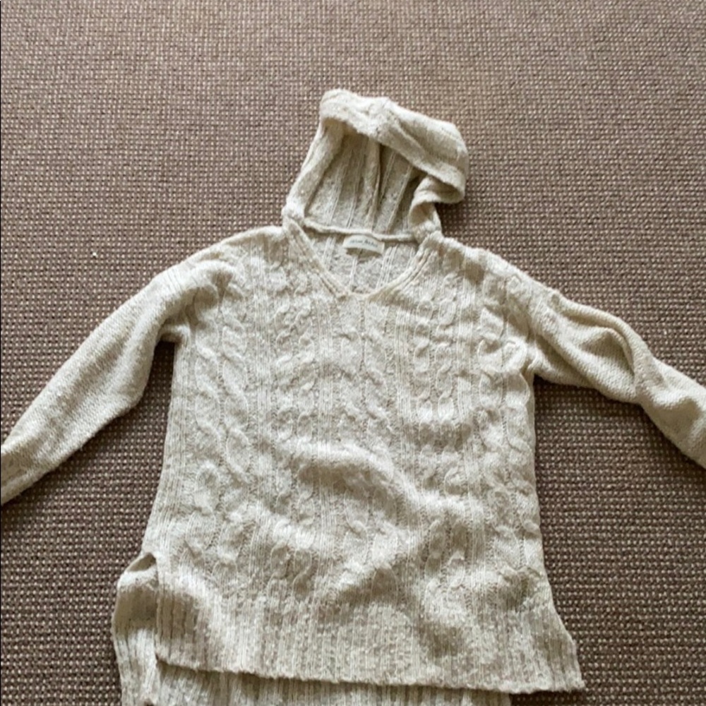 light sweatshirt